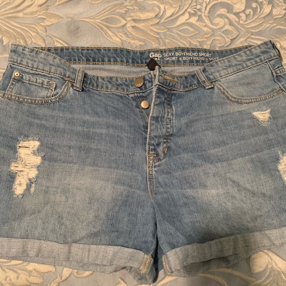 Gap Boyfriend Shorts
